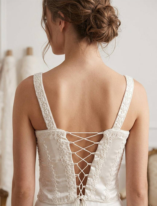 Pearl Embellished White Corset Blouse đ¤â¨