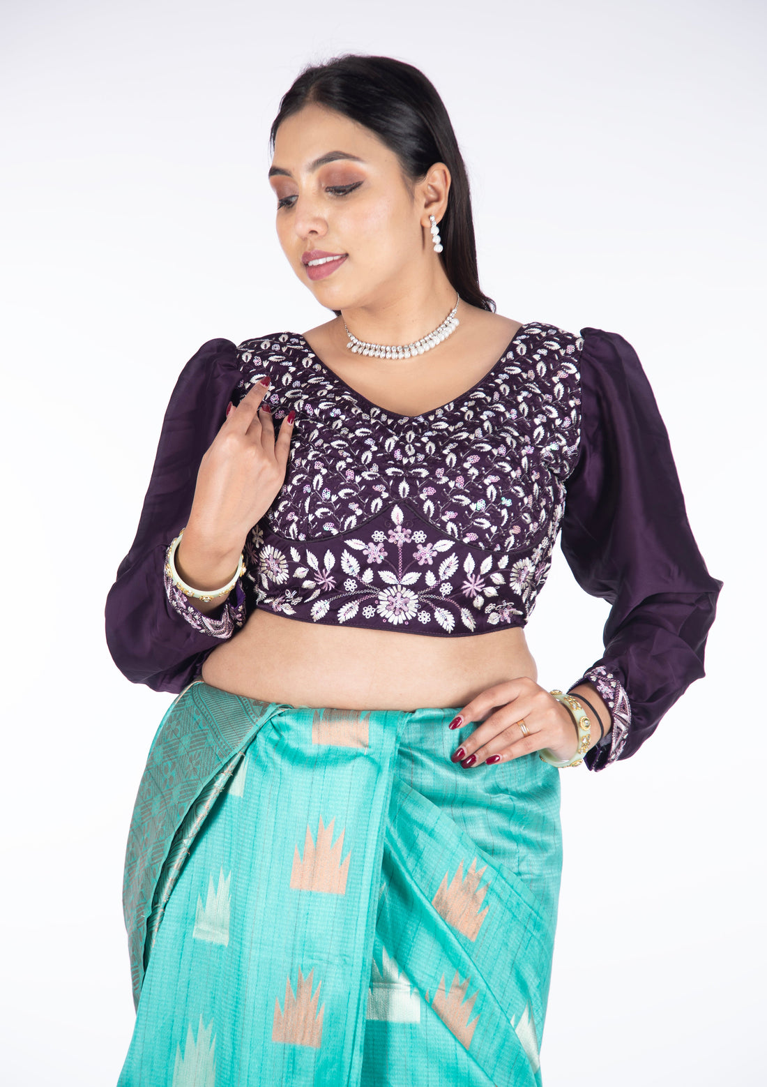 How to Match Your Saree with the Right Blouse