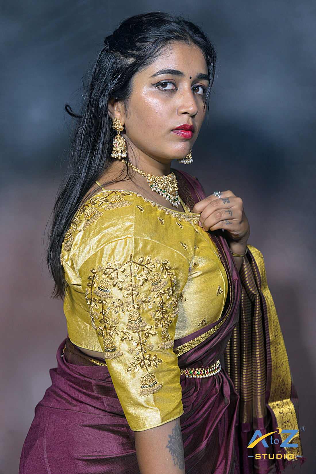 Perfect Pairings: How to Style ₹699 Aari Blouses with Any Saree