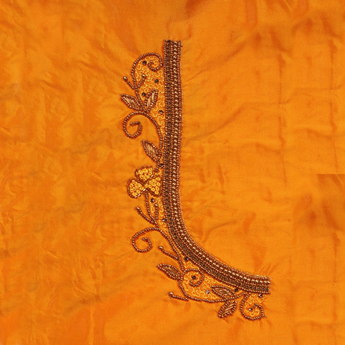 “Exquisite Embroidered Beaded Blouse Material – Perfect for Ethnic Wear”