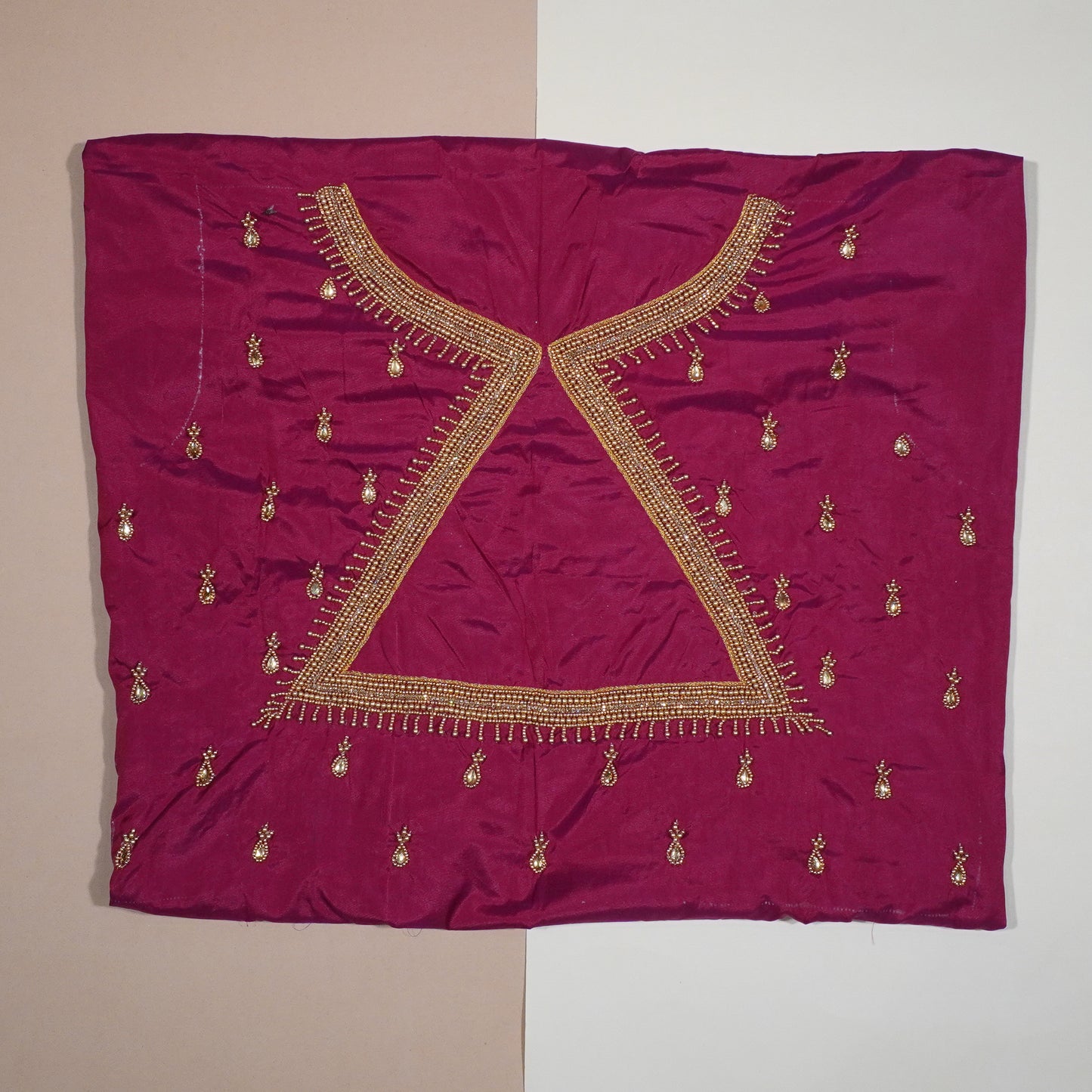 Wine Garnet Temple Sleeve